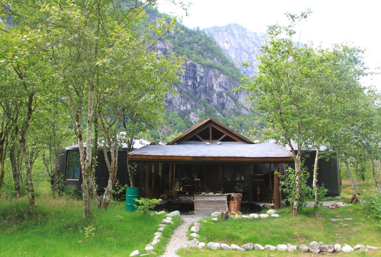 Hardanger Basecamp Hostel Osa Екстериор снимка